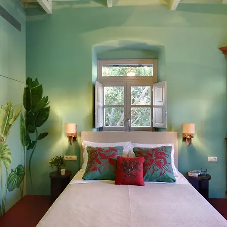 Cactus Hydra - Art Hotel *