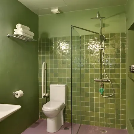 Cactus Hydra - Art Hotel *