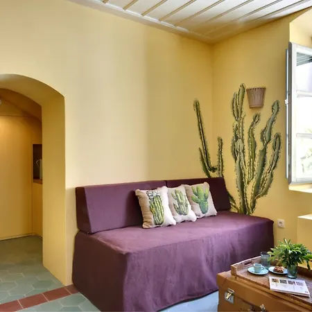 Cactus Hydra - Art Hydra (Saronic Islands)